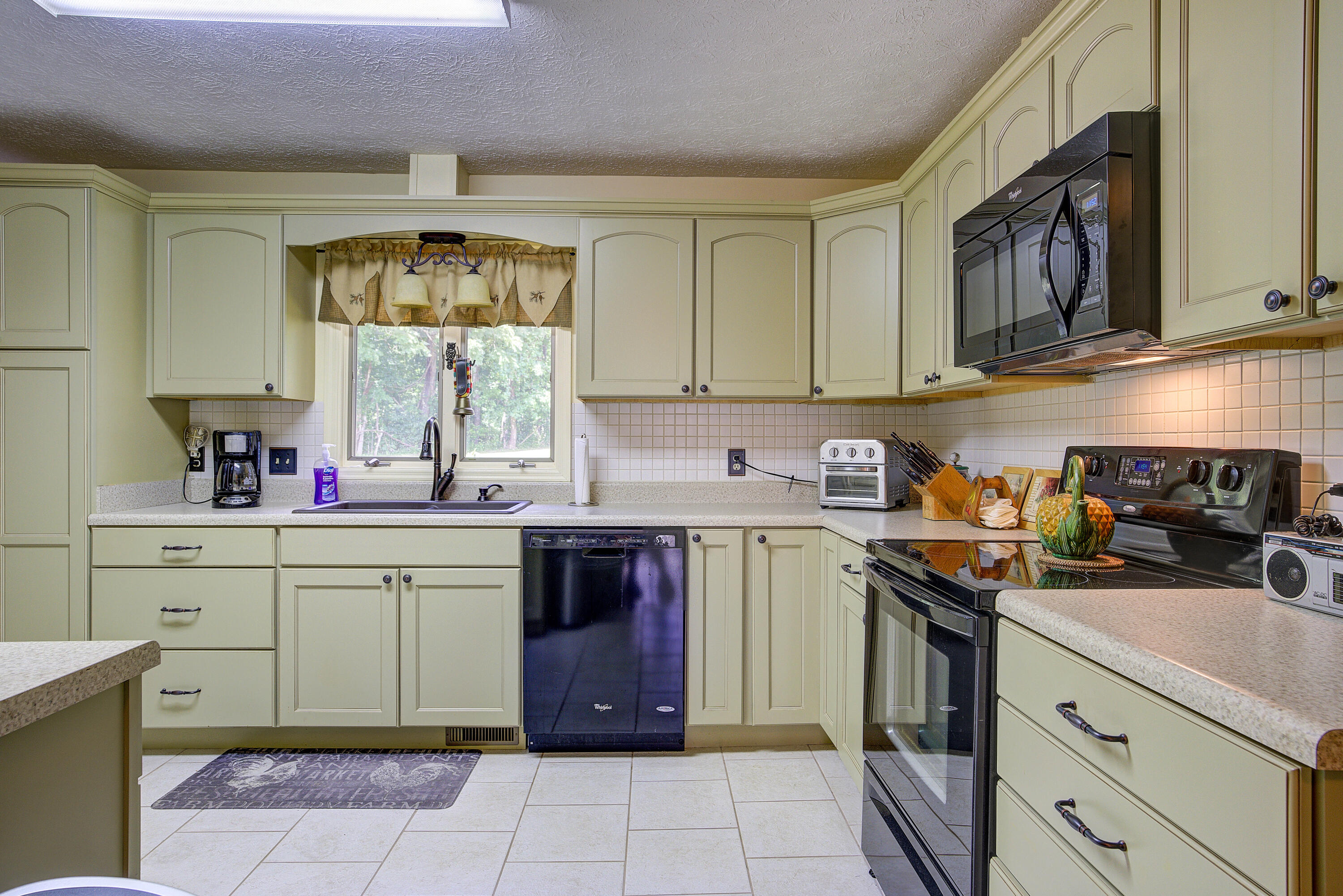 113 Oliver Edwards Road Jonesborough, TN 37659 - Photo 18 of 59 Oliver-9