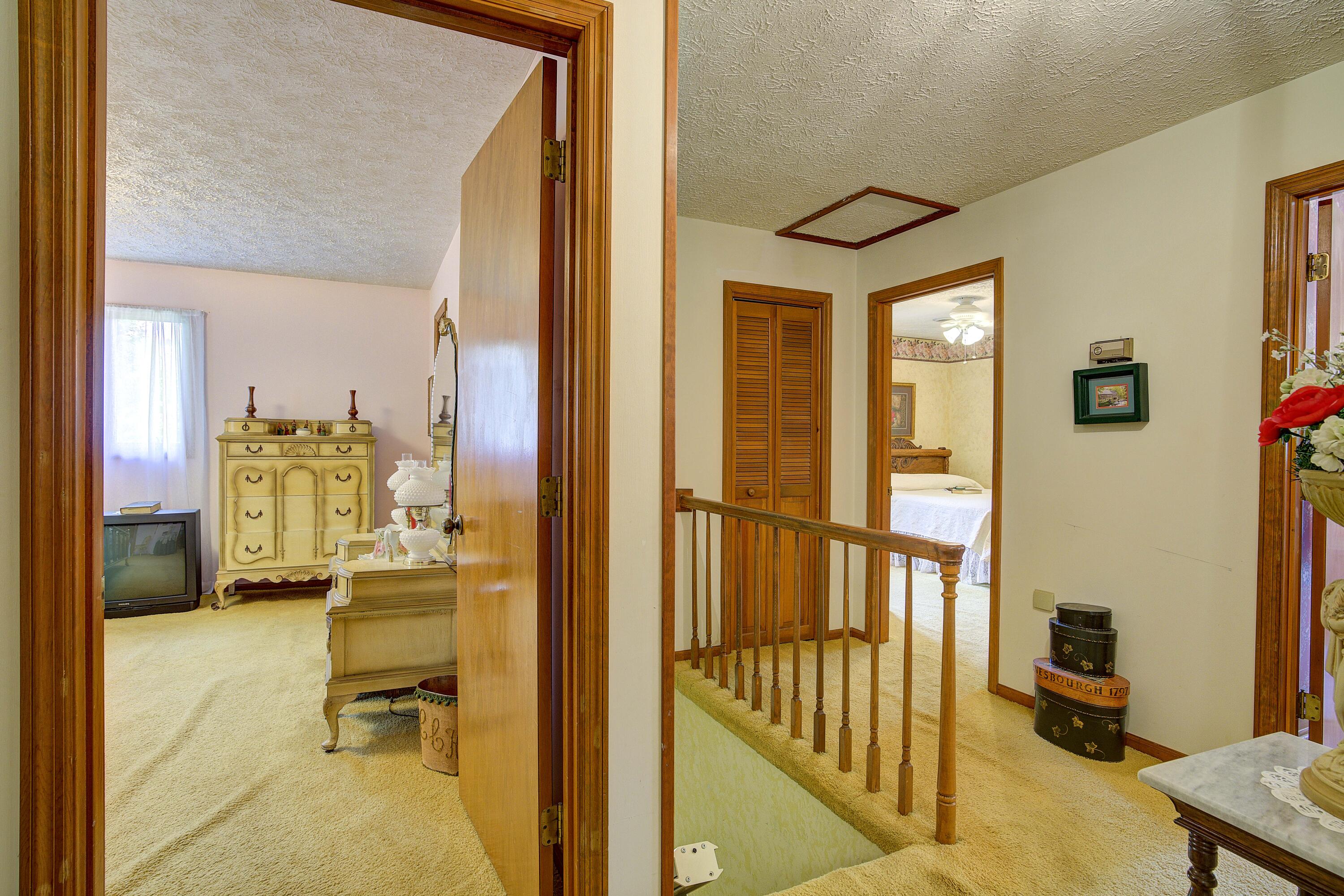 113 Oliver Edwards Road Jonesborough, TN 37659 - Photo 33 of 59 Oliver-24