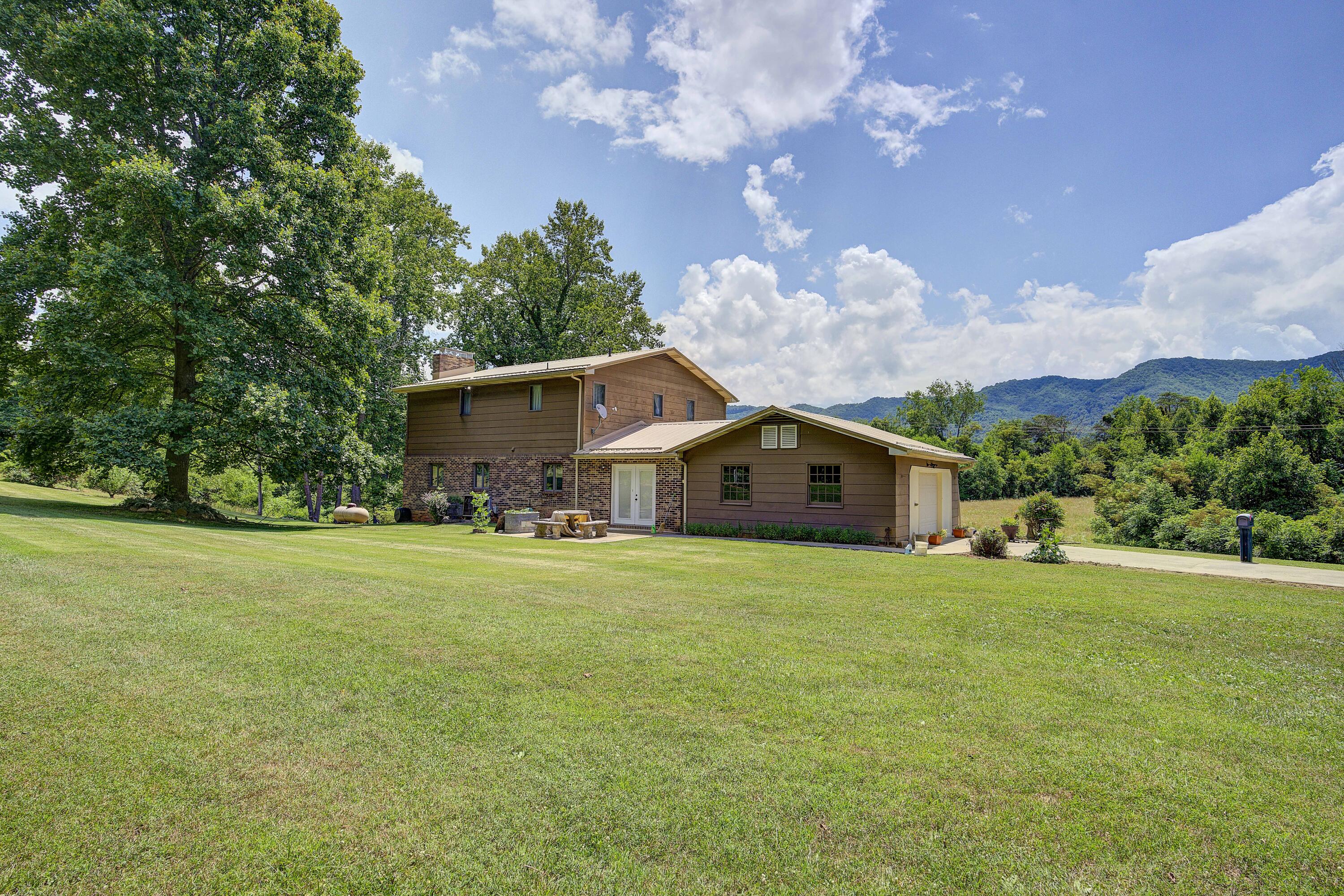 113 Oliver Edwards Road Jonesborough, TN 37659 - Photo 4 of 59 Oliver-30