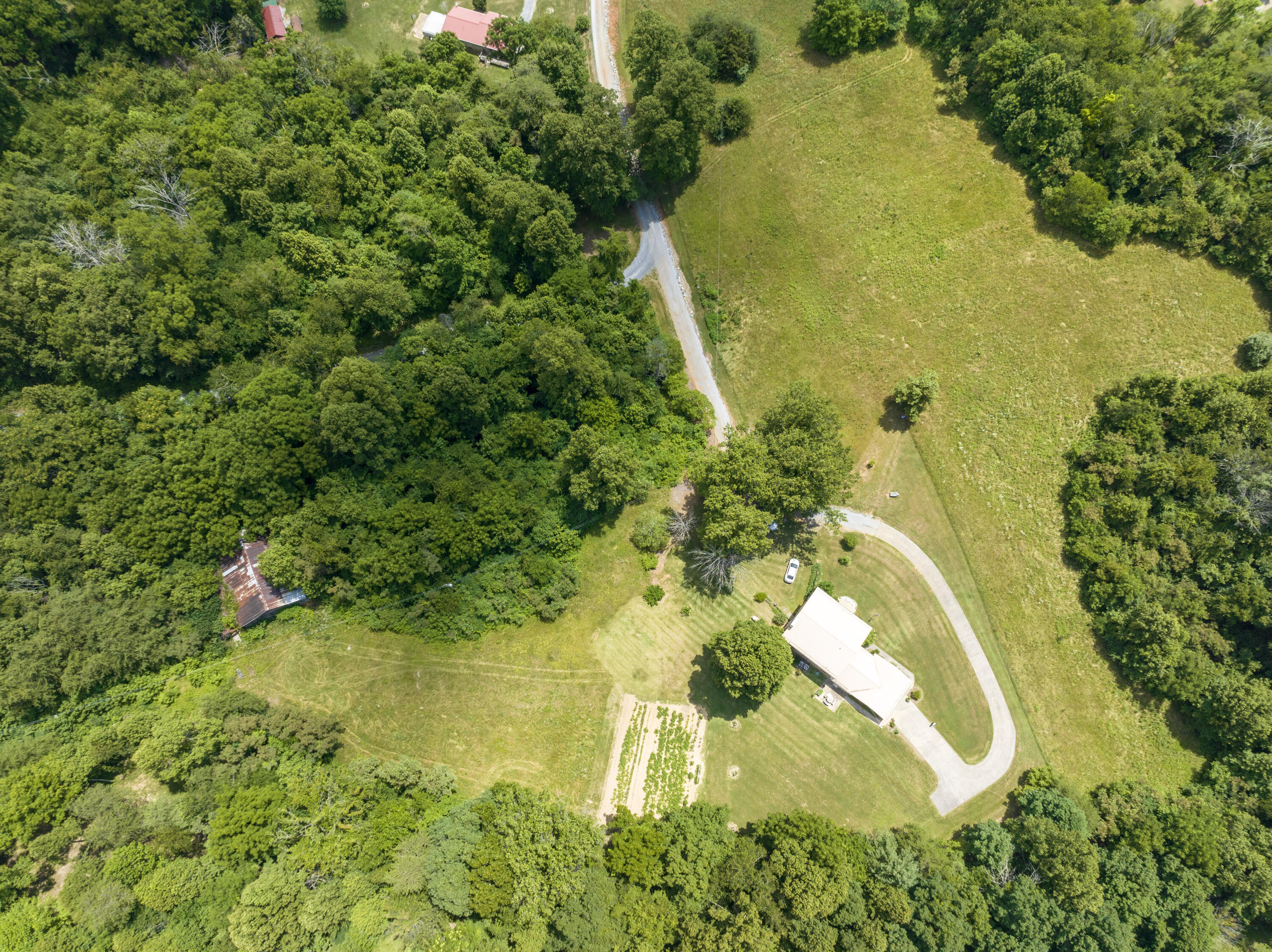 113 Oliver Edwards Road Jonesborough, TN 37659 - Photo 42 of 59 Oliver-Aerials-17