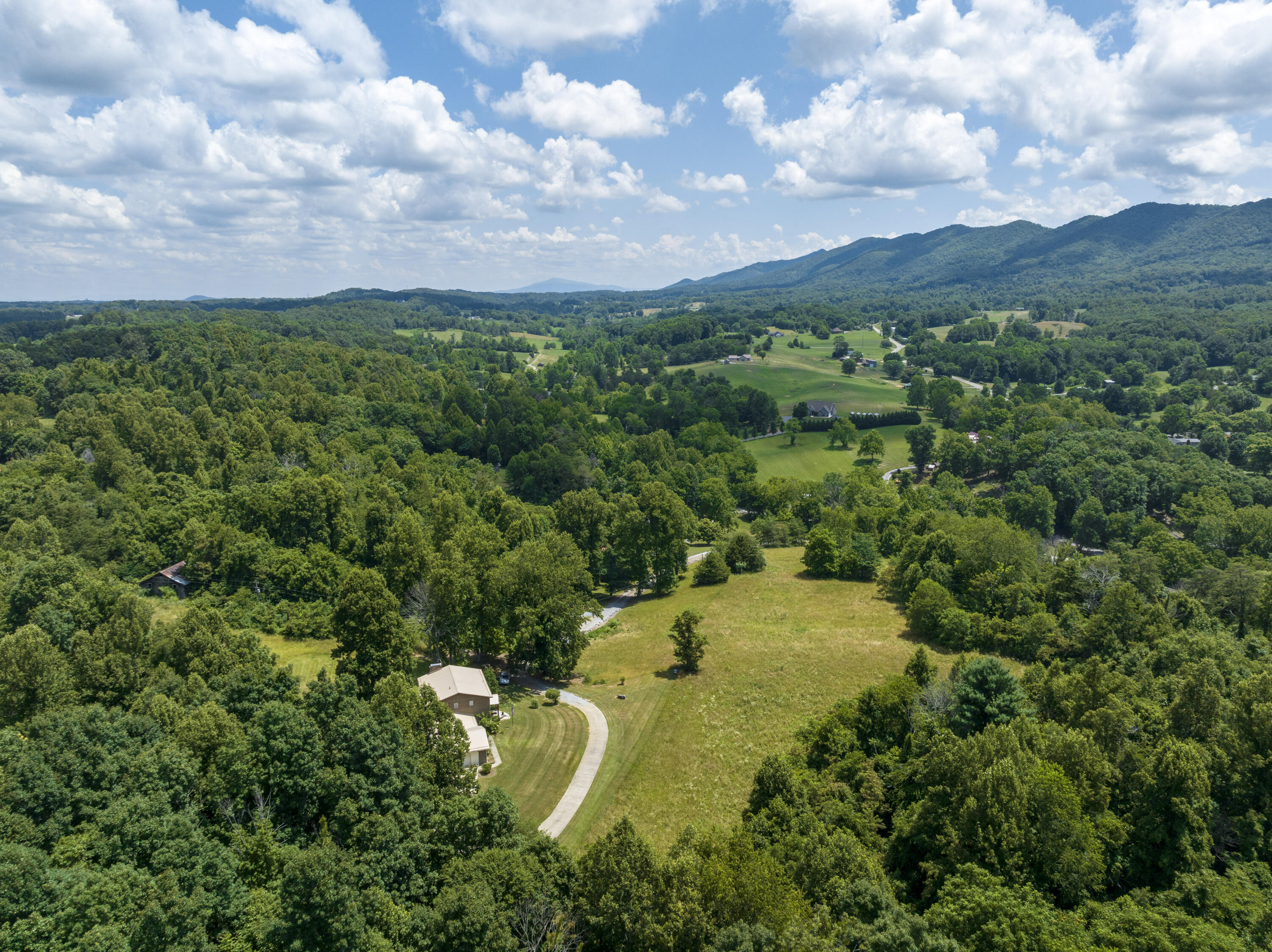113 Oliver Edwards Road Jonesborough, TN 37659 - Photo 53 of 59 Oliver-Aerials-6