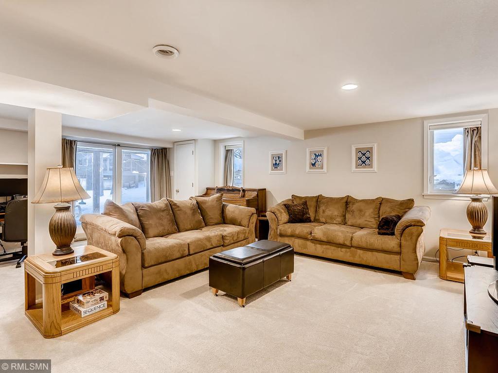 4271 Hodgson Road Shoreview, MN 55126 - Photo 20 of 27 Gallery Image 20