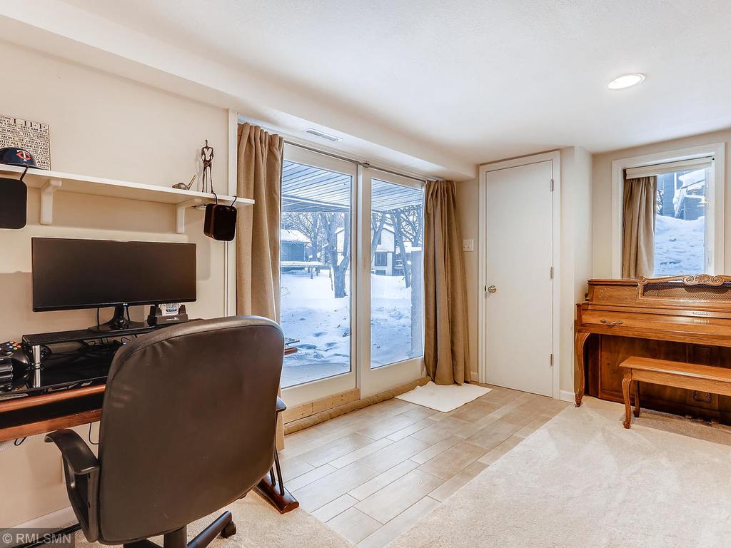 4271 Hodgson Road Shoreview, MN 55126 - Photo 22 of 27 Gallery Image 22