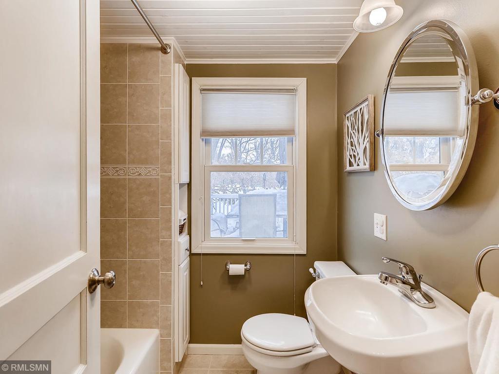 4271 Hodgson Road Shoreview, MN 55126 - Photo 23 of 27 Gallery Image 23