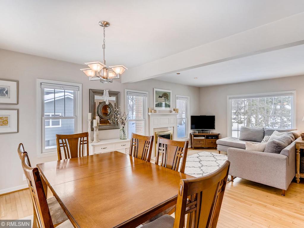 4271 Hodgson Road Shoreview, MN 55126 - Photo 7 of 27 Gallery Image 7