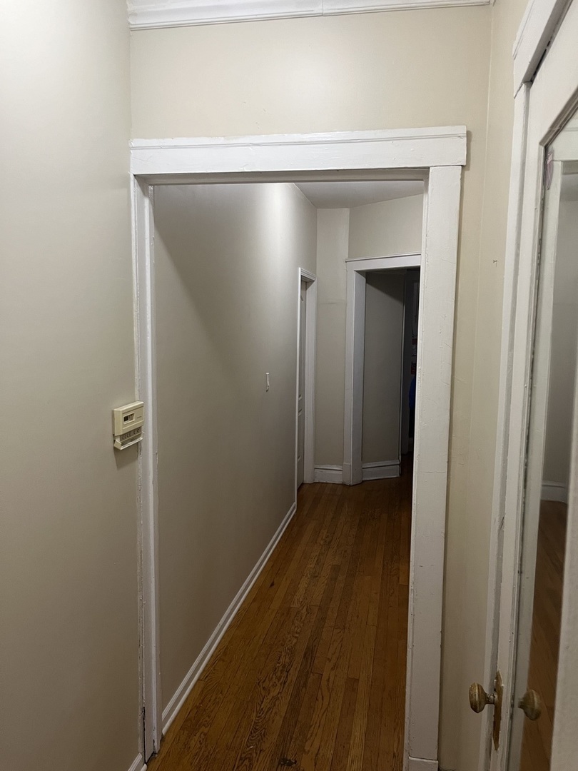 4842 North Drake Avenue Chicago, IL 60625 - Photo 6 of 12