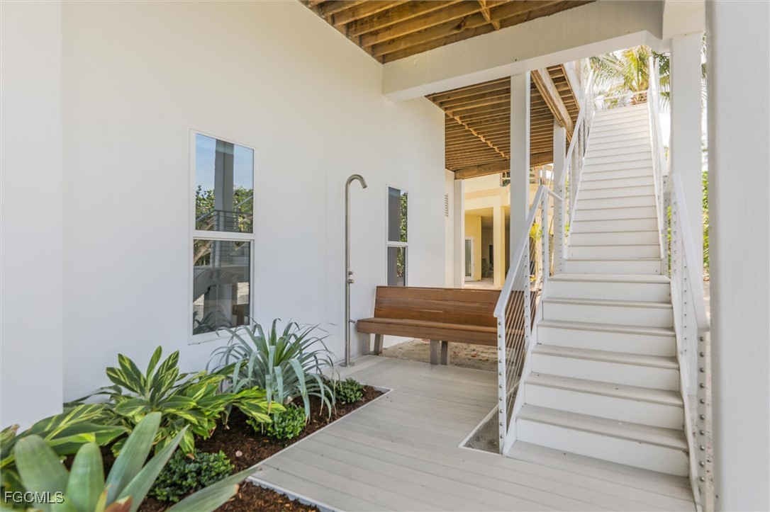 941 South Seas Plantation Road Captiva, FL 33924 - Photo 43 of 50 a view of outdoor space and deck