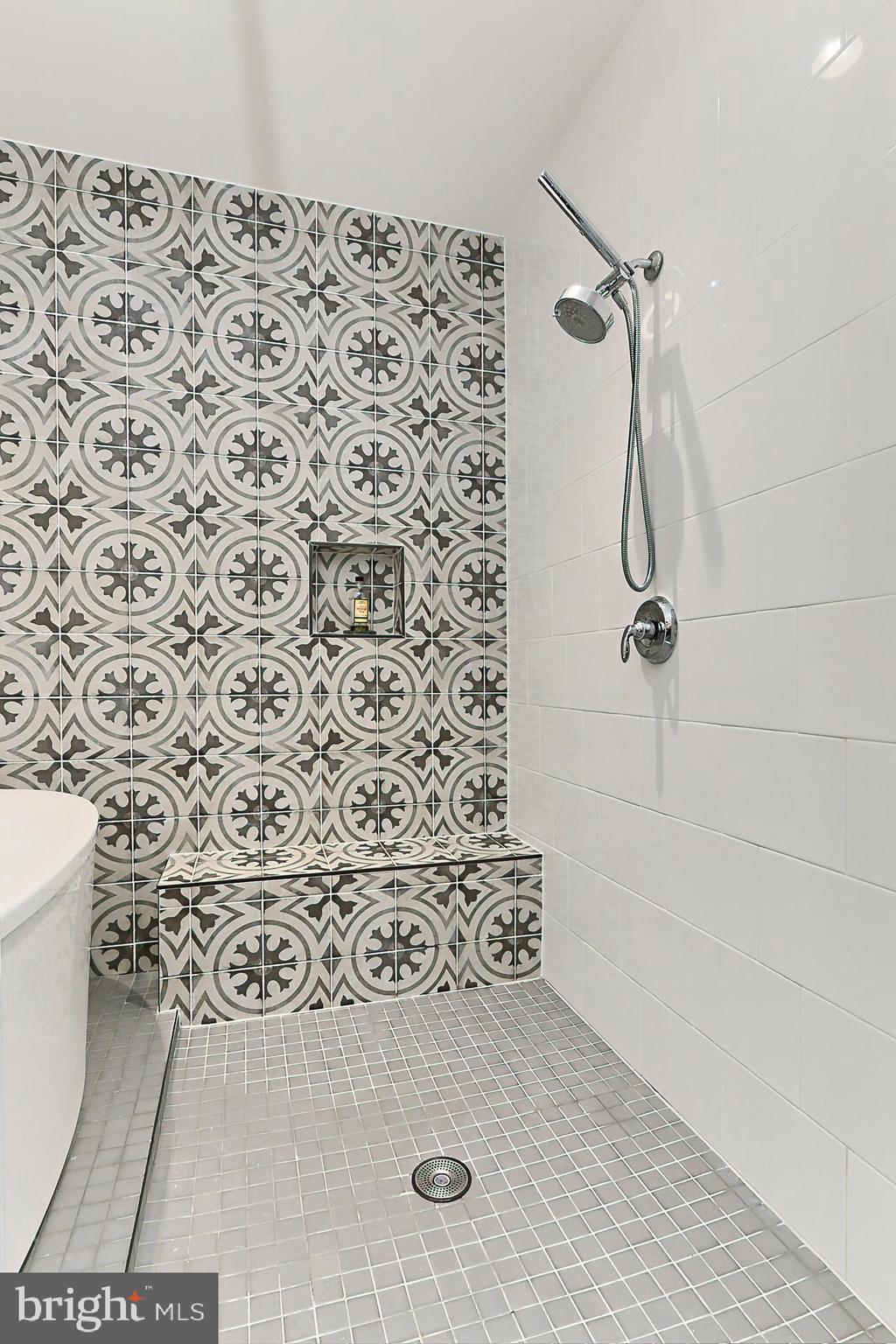11726 Sunrise Valley Drive Reston, VA 20191 - Photo 27 of 72