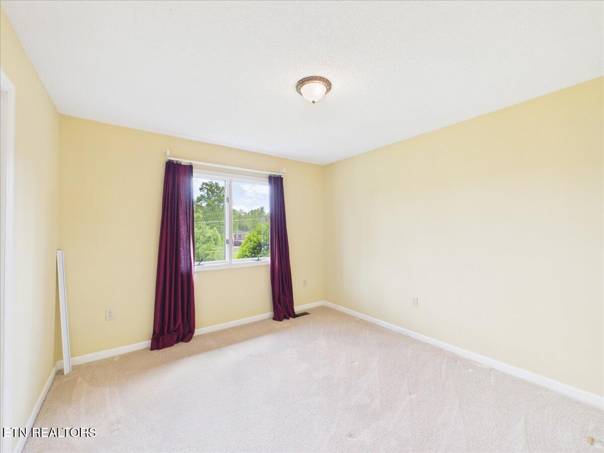 263 Browning Loop Pineville, KY 40977 - Photo 23 of 30 IMG_1343