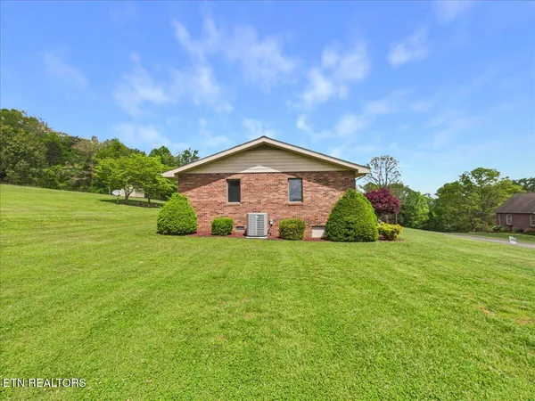 $289,900 | 263 Browning Loop, Pineville, KY 40977