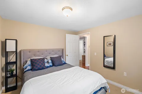 $499,000 | 9810 Northeast 3rd Street, Vancouver, WA 98664