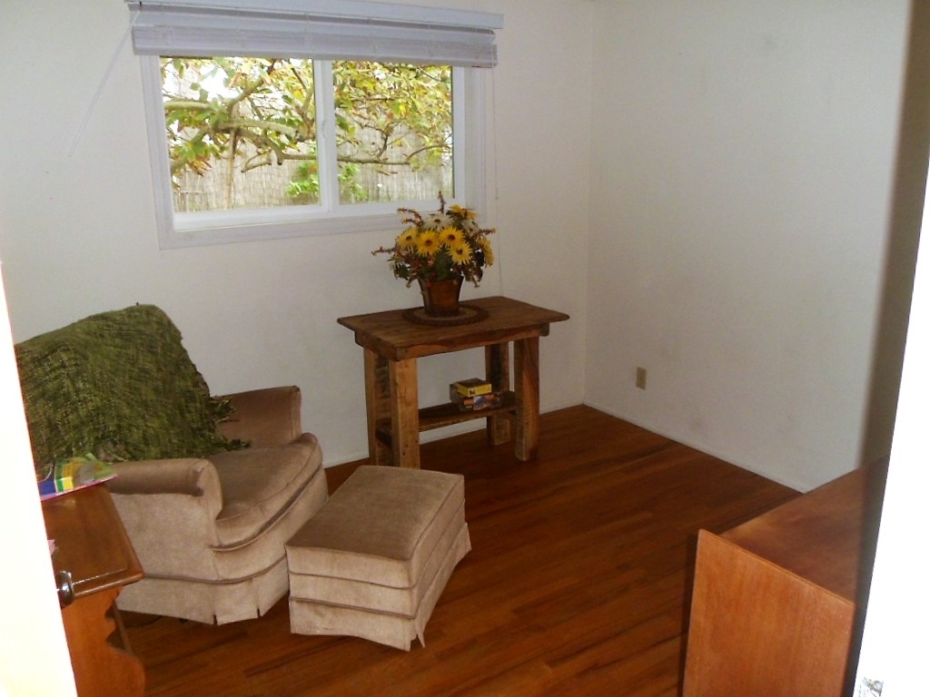 225 Knoll Road Vista, CA 92083 - Photo 14 of 24 Gallery Image 14