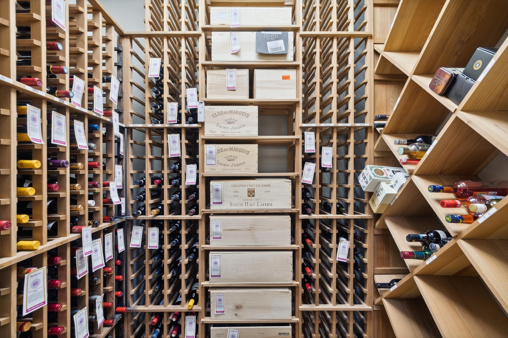 96 Ronan Road Highwood, IL 60040 - Photo 20 of 33 front view of a building