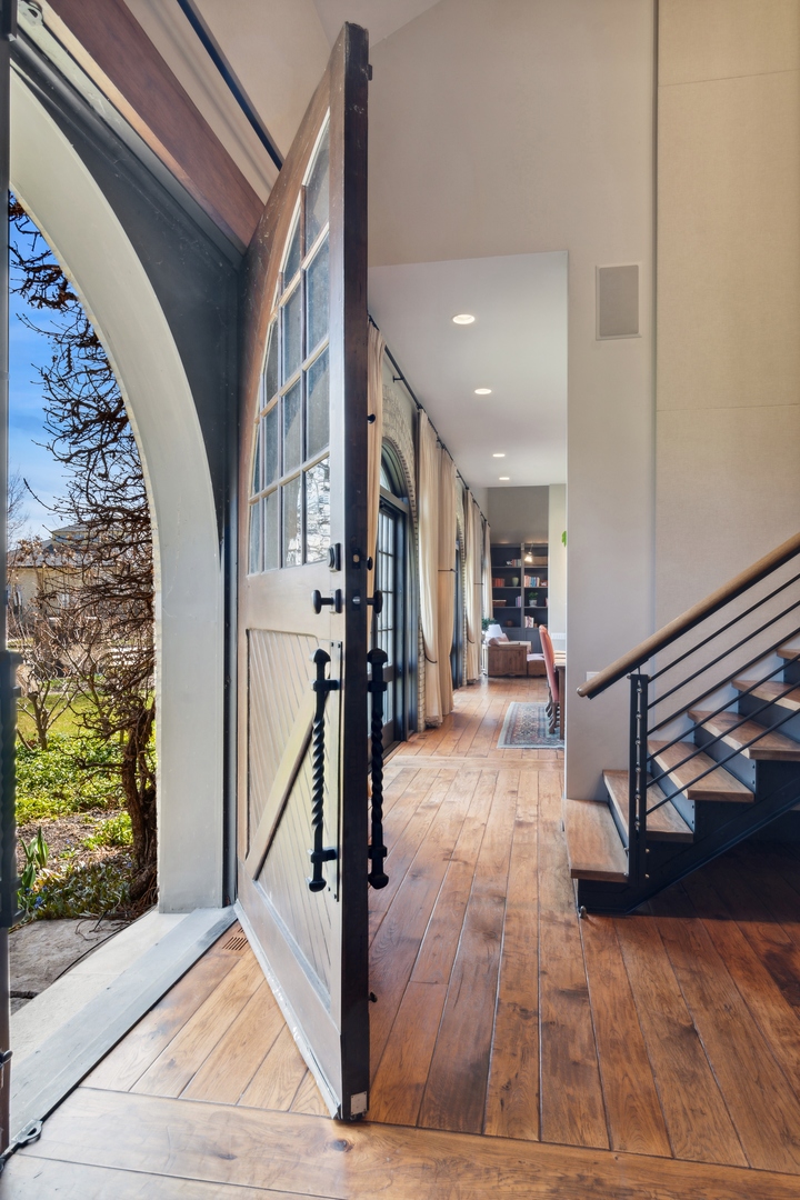 96 Ronan Road Highwood, IL 60040 - Photo 5 of 33 a view of a hallway view with staircase