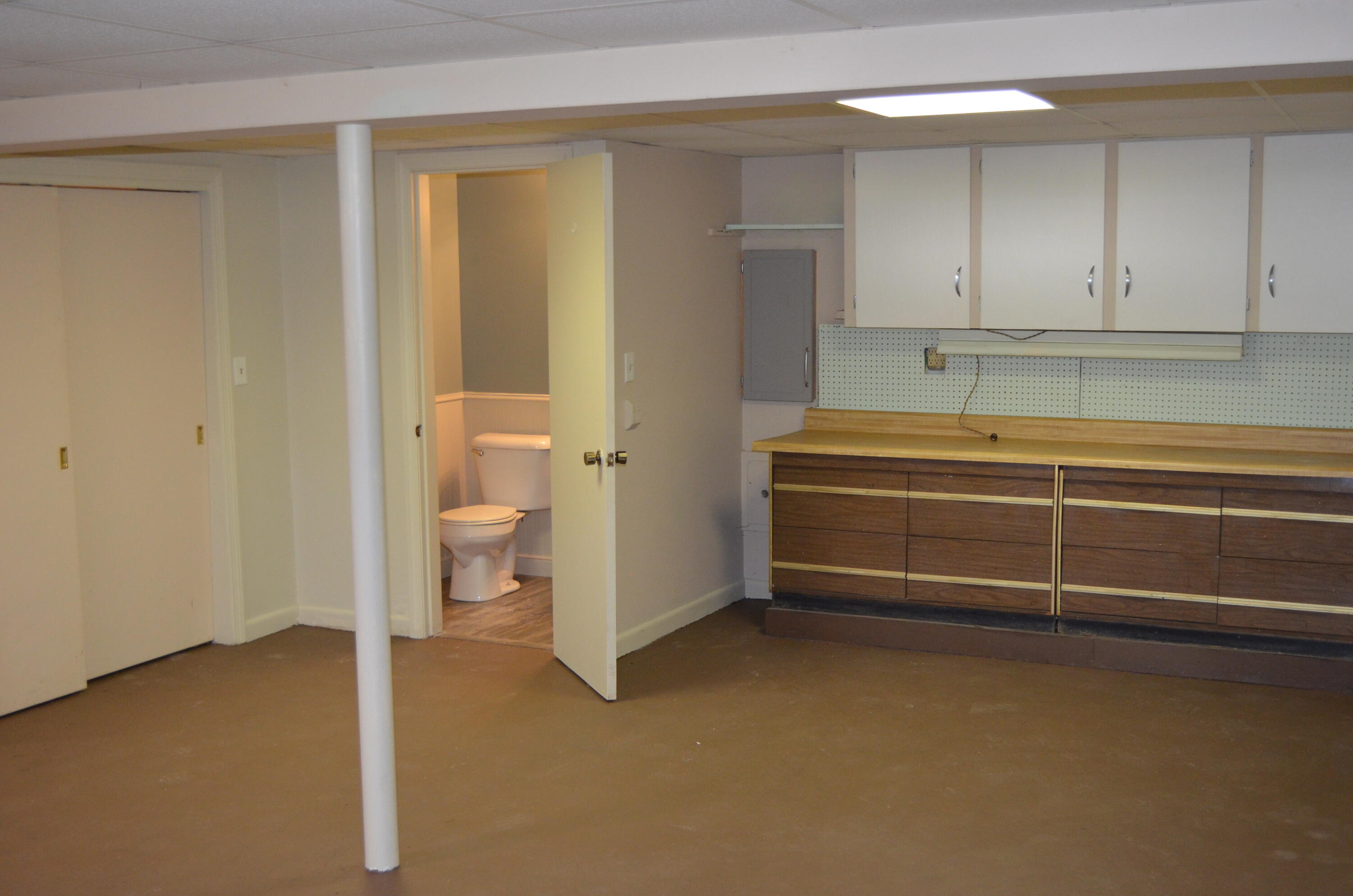 20 Ventura Street Lewiston, ME 04240 - Photo 17 of 39 DSC_0039