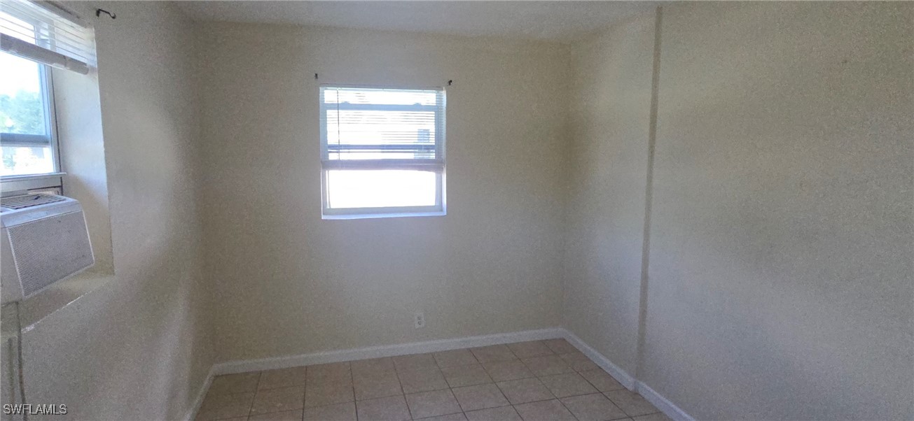3049 2nd Street, Unit 1 Fort Myers, FL 33916 - Photo 13 of 15 a small space with a window
