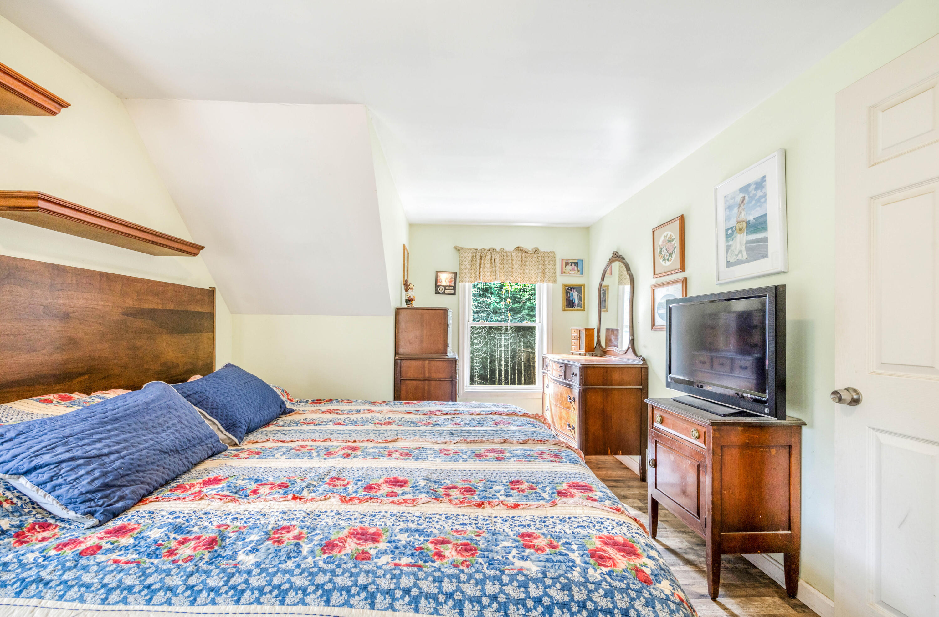 227 West Branch Road Ellsworth, ME 04605 - Photo 21 of 40 Primary Bedroom