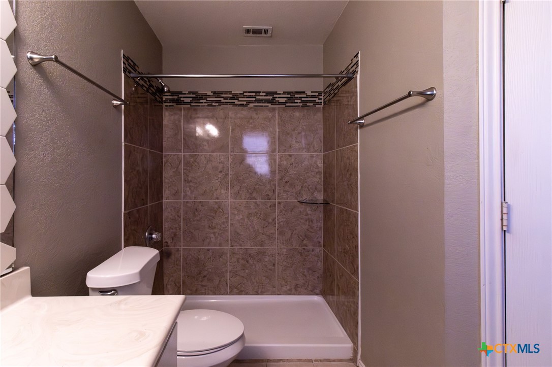 2708 Edgefield Street, Unit B Killeen, TX 76549 - Photo 19 of 29