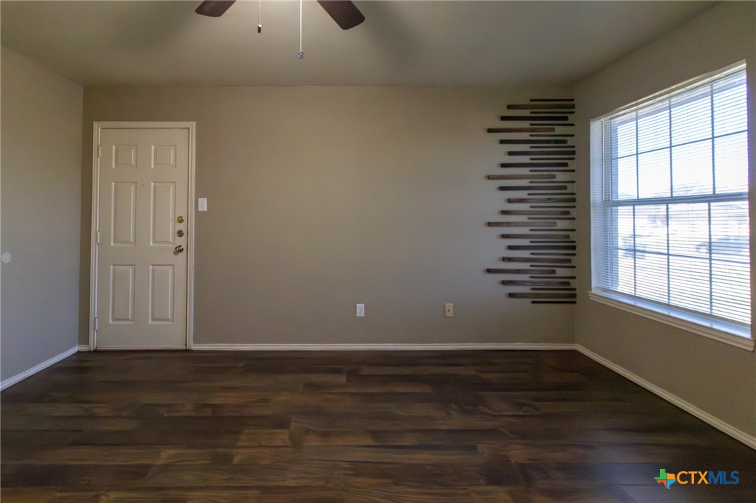 2708 Edgefield Street, Unit B Killeen, TX 76549 - Photo 5 of 29