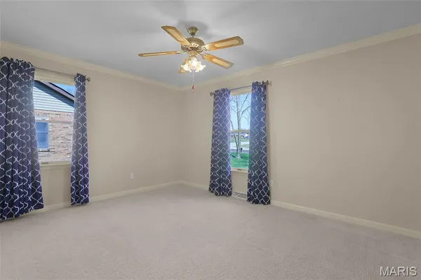 $289,900 | 9616 Highway 100, New Haven, MO 63068