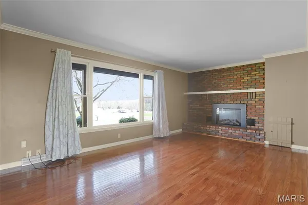 $289,900 | 9616 Highway 100, New Haven, MO 63068