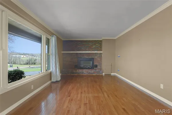 $289,900 | 9616 Highway 100, New Haven, MO 63068