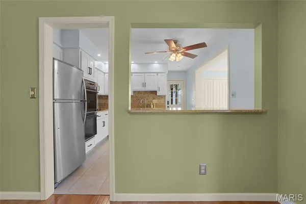 $289,900 | 9616 Highway 100, New Haven, MO 63068