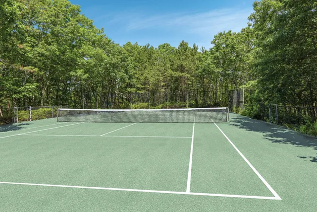 a view of a tennis court