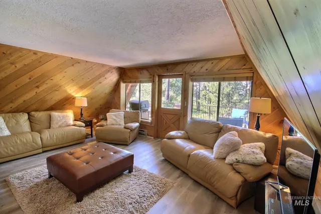 $688,750 | 571 Krahn Lane, McCall, ID 83638