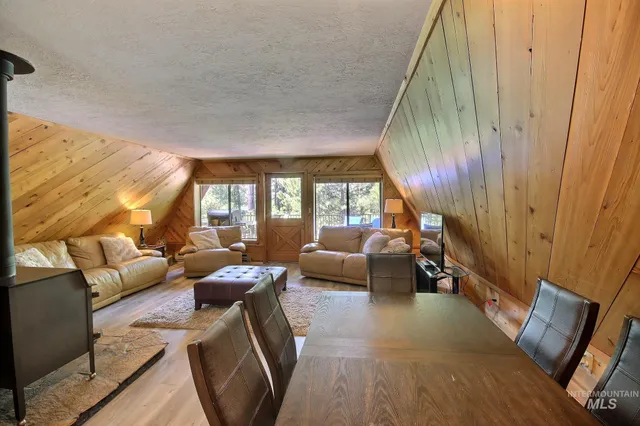 $688,750 | 571 Krahn Lane, McCall, ID 83638