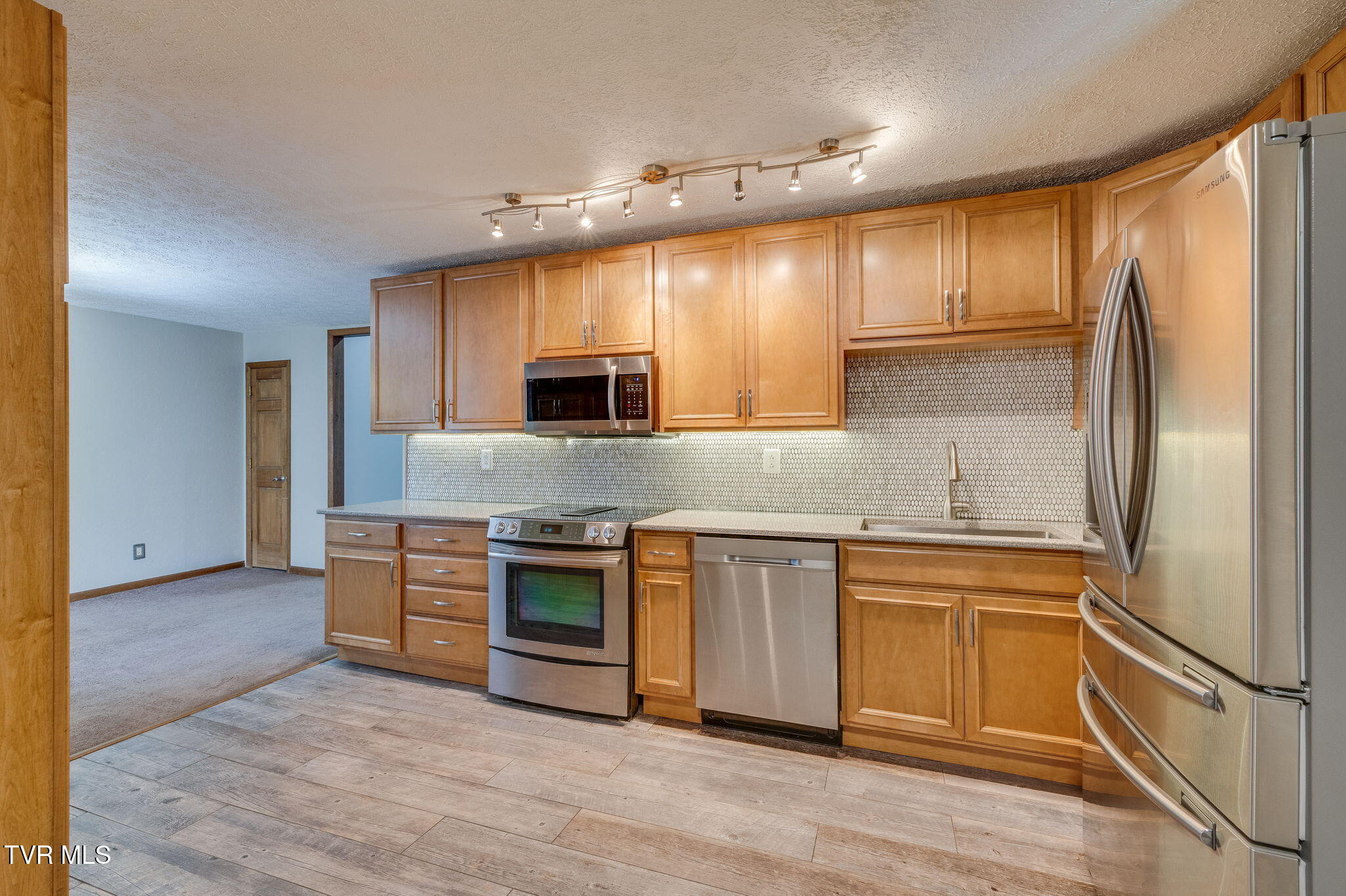 1450 East Shipley Ferry Road Kingsport, TN 37663 - Photo 12 of 49 right of kitchen