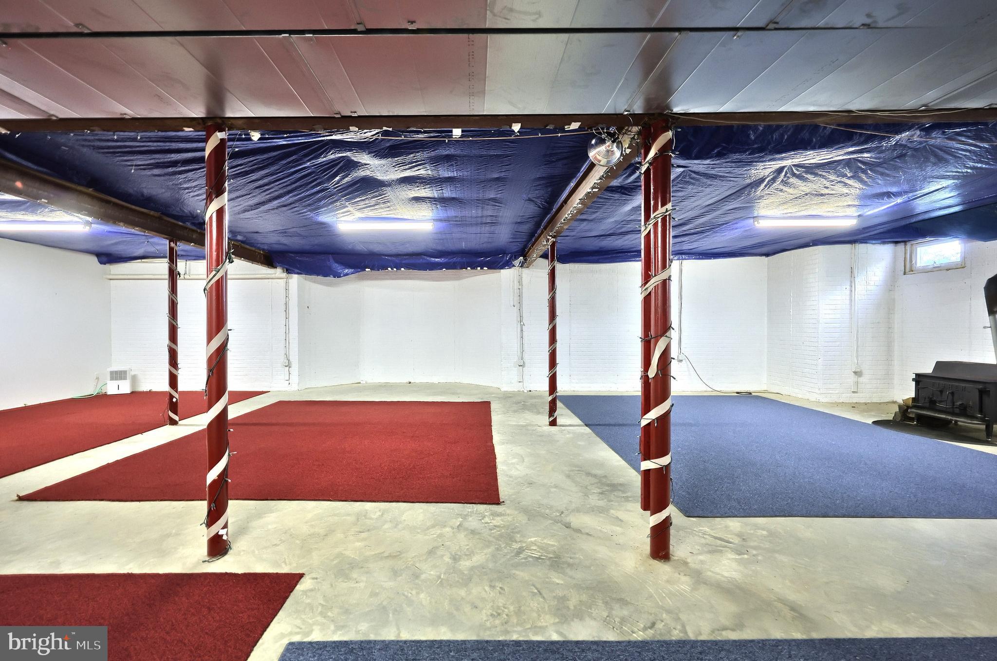 2700 Stockton Road Phoenix, MD 21131 - Photo 67 of 84 a room with gym equipment