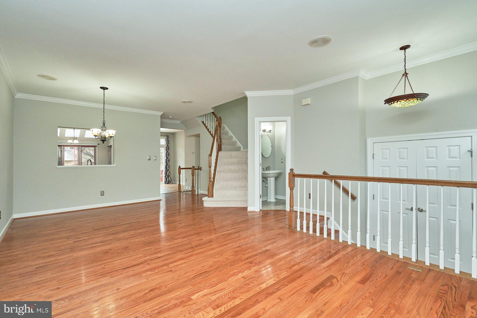 3647 Ransom Place Alexandria, VA 22306 - Photo 6 of 38 Combination Living Room/Dining Room