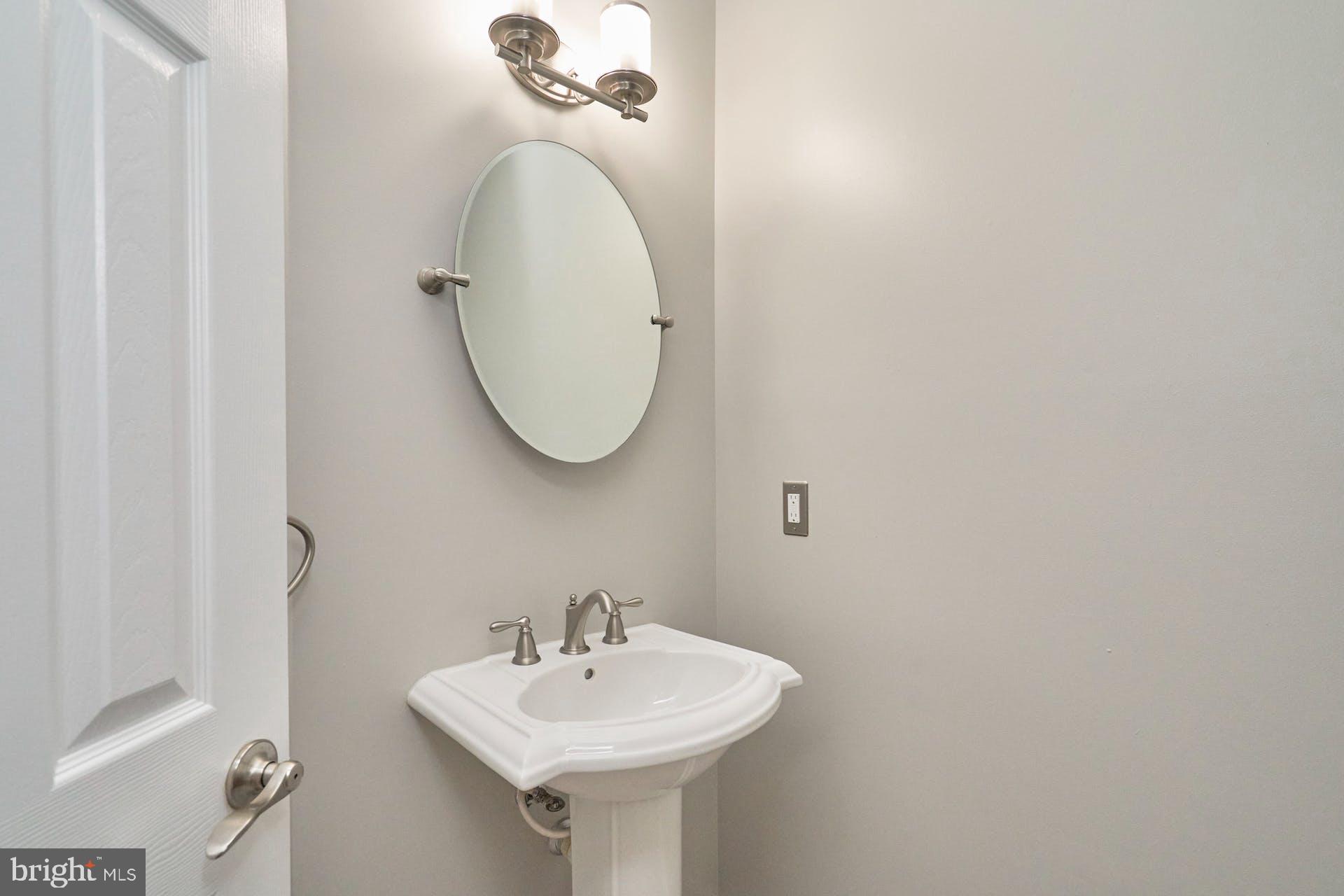 3647 Ransom Place Alexandria, VA 22306 - Photo 8 of 38 Main Level Powder Room