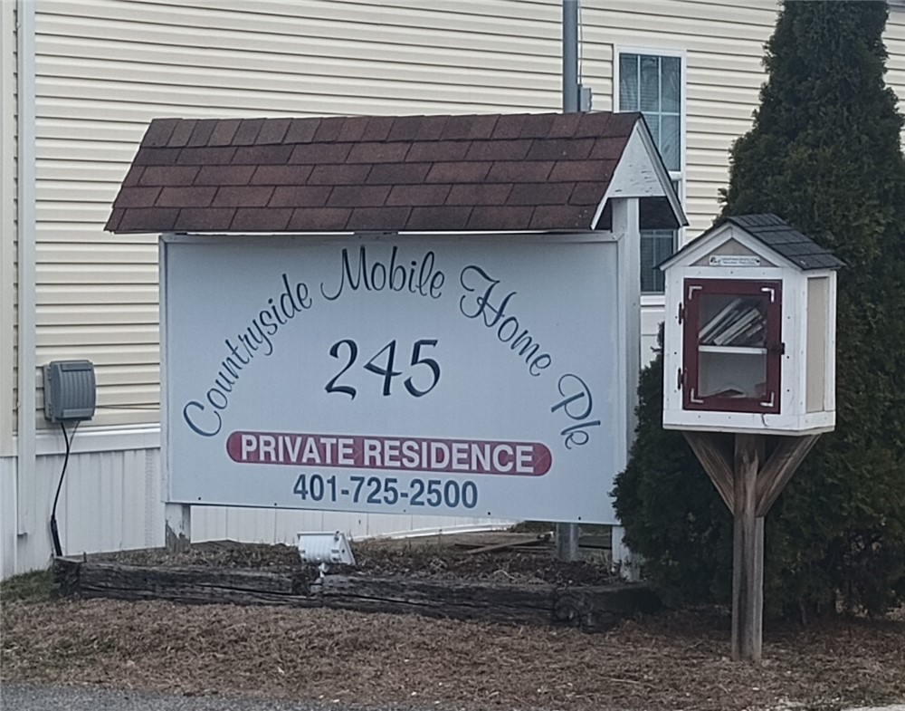 245 Manton Street Pawtucket, RI 02861 - Photo 4 of 13