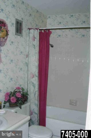1685 D Devers Road York, PA 17404 - Photo 3 of 6
