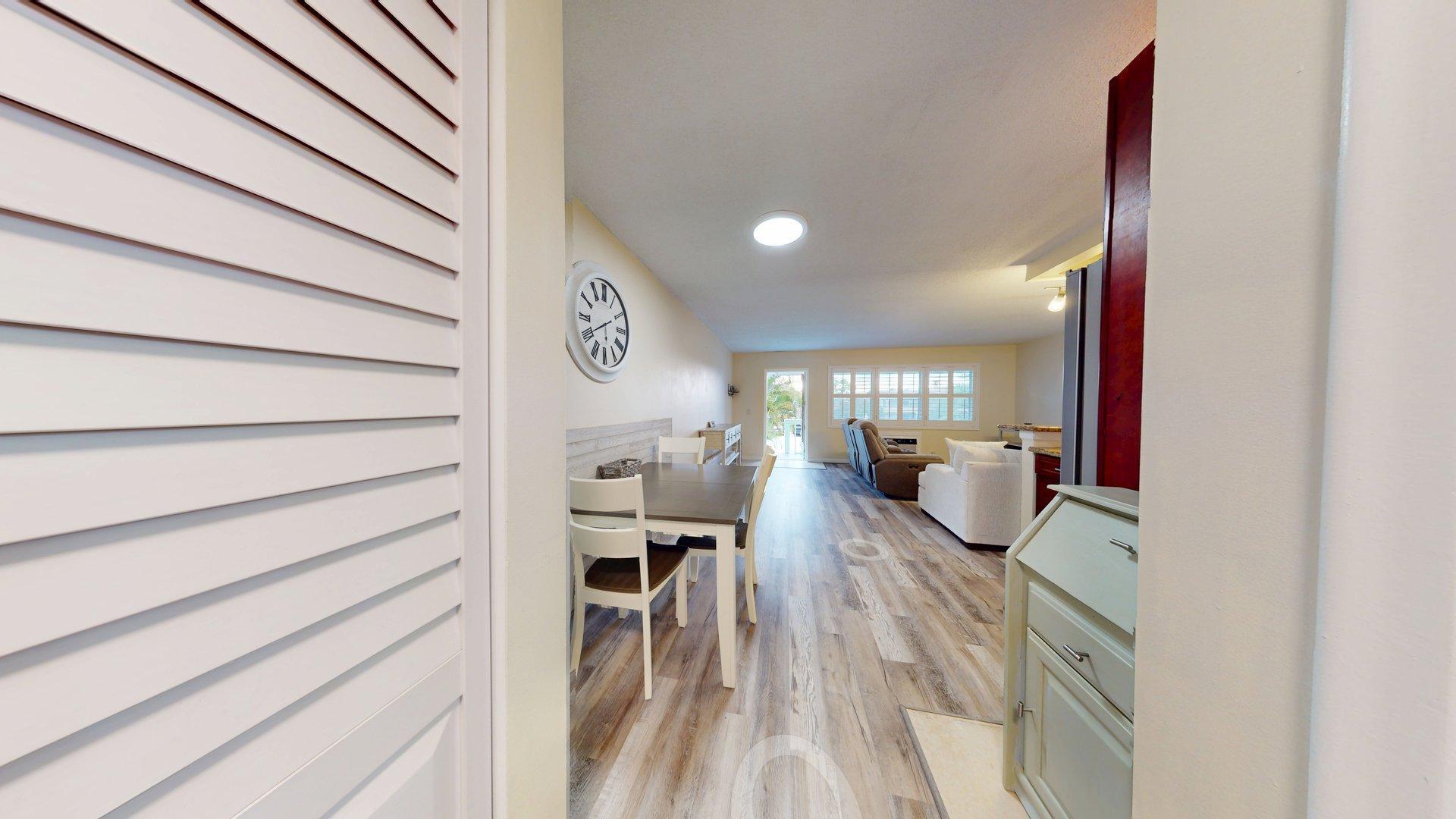 130 Dorchester East, Unit F West Palm Beach, FL 33417 - Photo 22 of 28 a living room with furniture