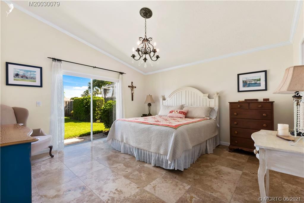 2545 Southeast Springtree Place Stuart, FL 34997 - Photo 11 of 28 Gallery Image 11