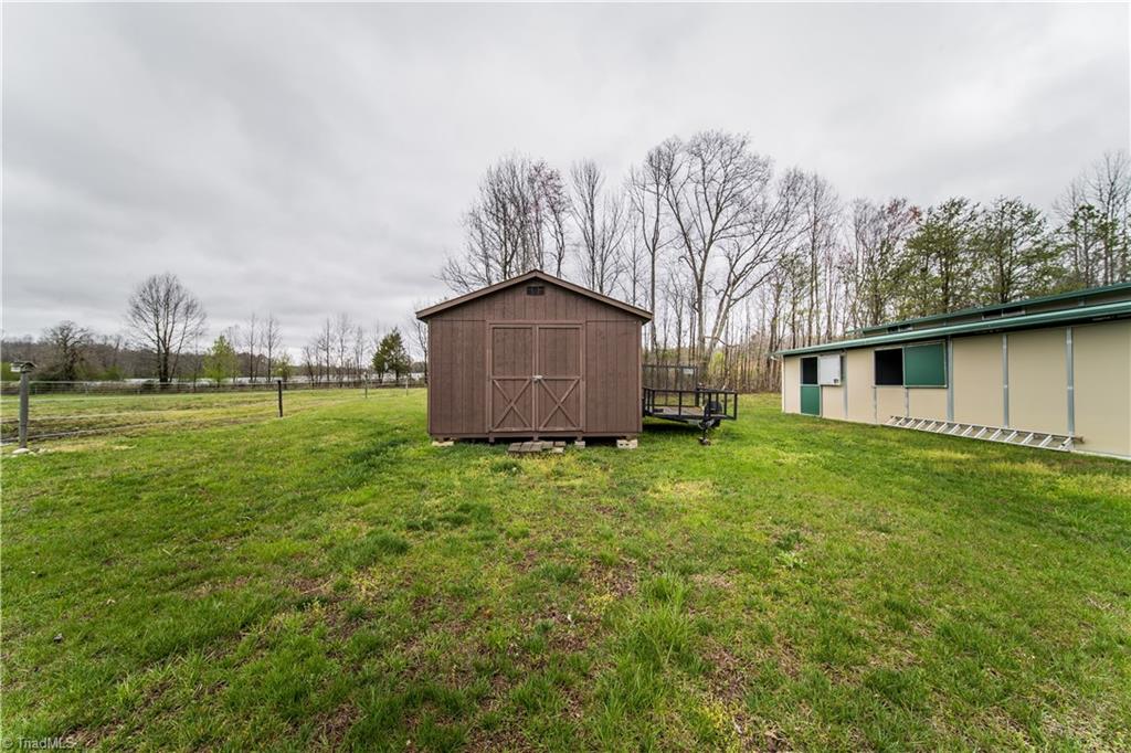 649 Fowler Road Walnut Cove, NC 27052 - Photo 8 of 30 Gallery Image 8