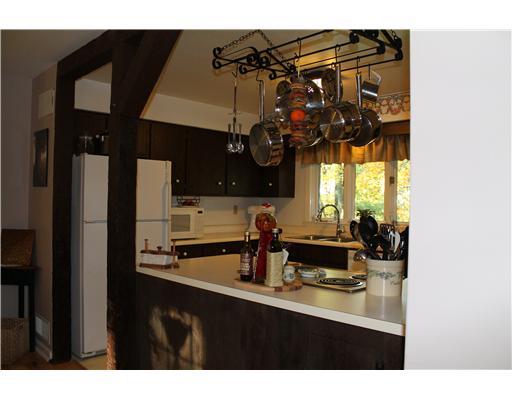 289 Alamae Lakes Road Washington, PA 15301 - Photo 6 of 18 Kitchen.