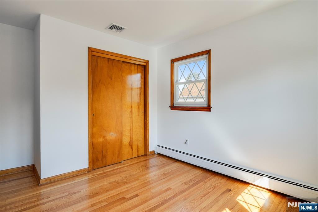 240 Ridge Road Cedar Grove, NJ 07009 - Photo 17 of 36