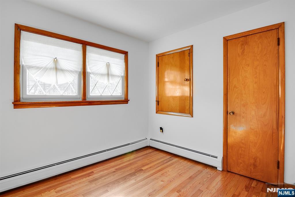 240 Ridge Road Cedar Grove, NJ 07009 - Photo 18 of 36
