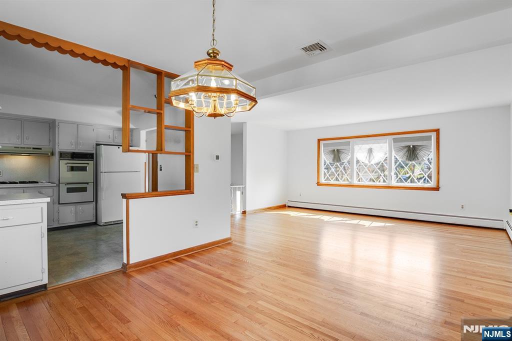 240 Ridge Road Cedar Grove, NJ 07009 - Photo 8 of 36