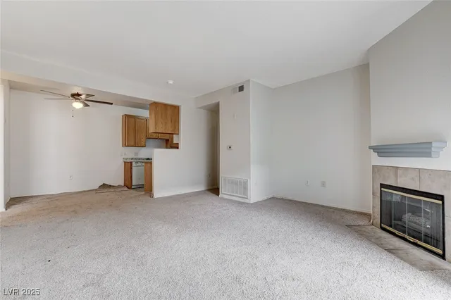$1,100 | 3318 North Decatur Boulevard, Unit 1061, Las Vegas, NV 89130