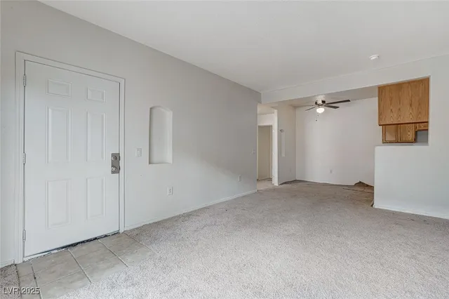 $1,100 | 3318 North Decatur Boulevard, Unit 1061, Las Vegas, NV 89130