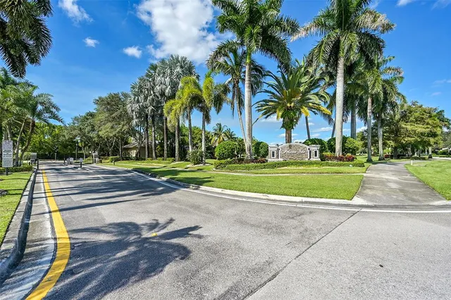 $5,500 | 12459 Northwest 52nd Court, Coral Springs, FL 33076