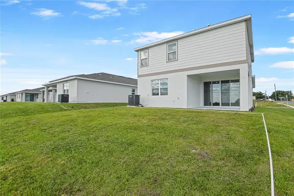 $354,999 | 1280 Daisy Hill Avenue, Dundee, FL 33838