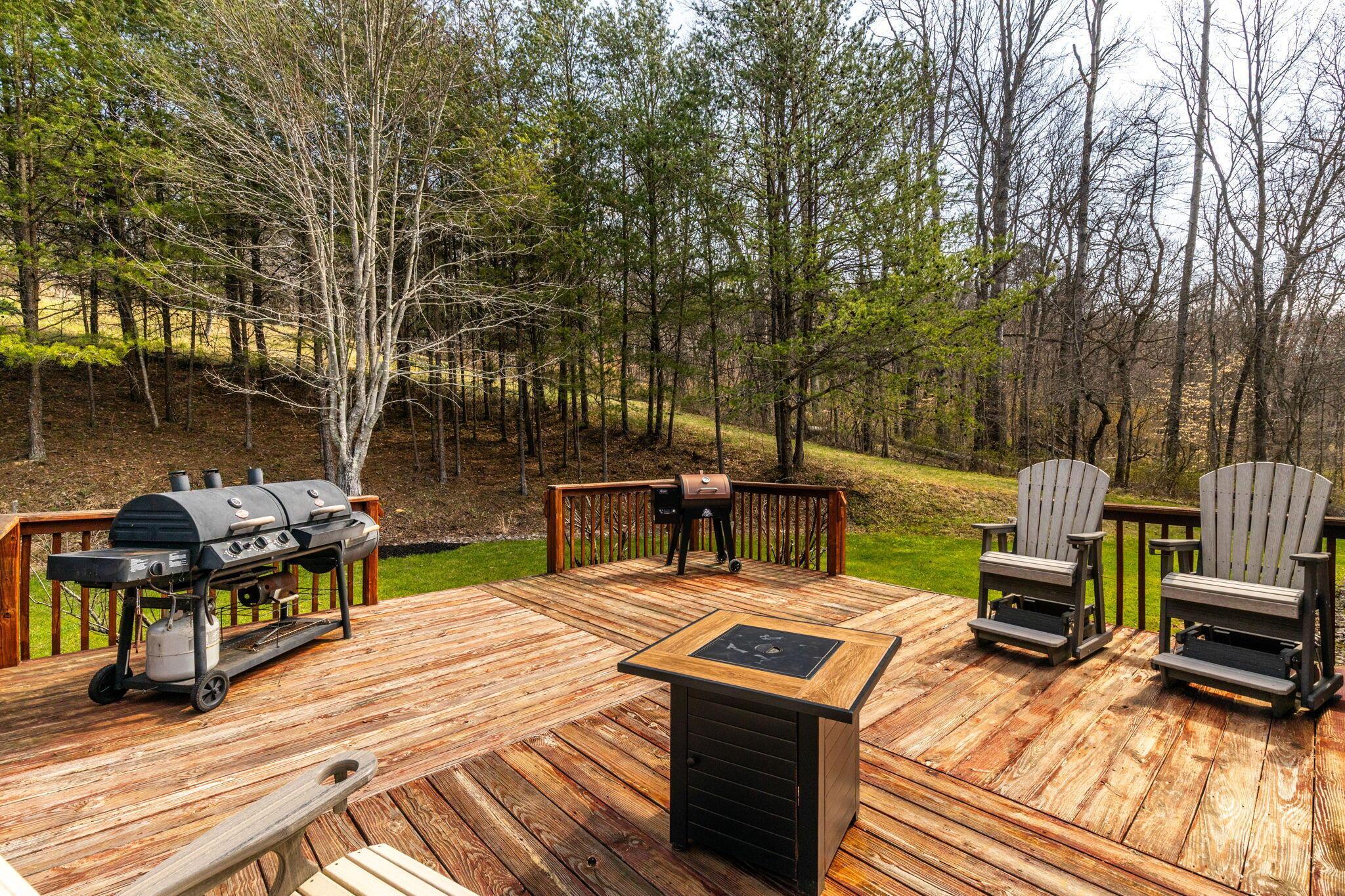 14948 Jack Run Road Rockbridge, OH 43149 - Photo 35 of 43 Back Deck