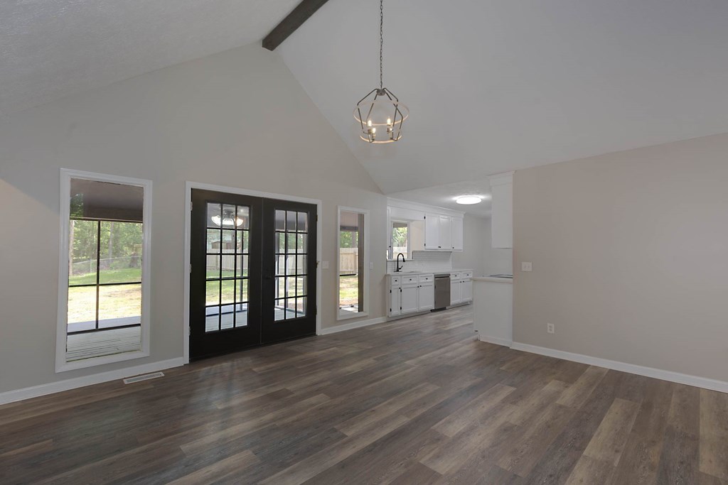 737 Mobley Road Columbus, GA 31904 - Photo 4 of 44