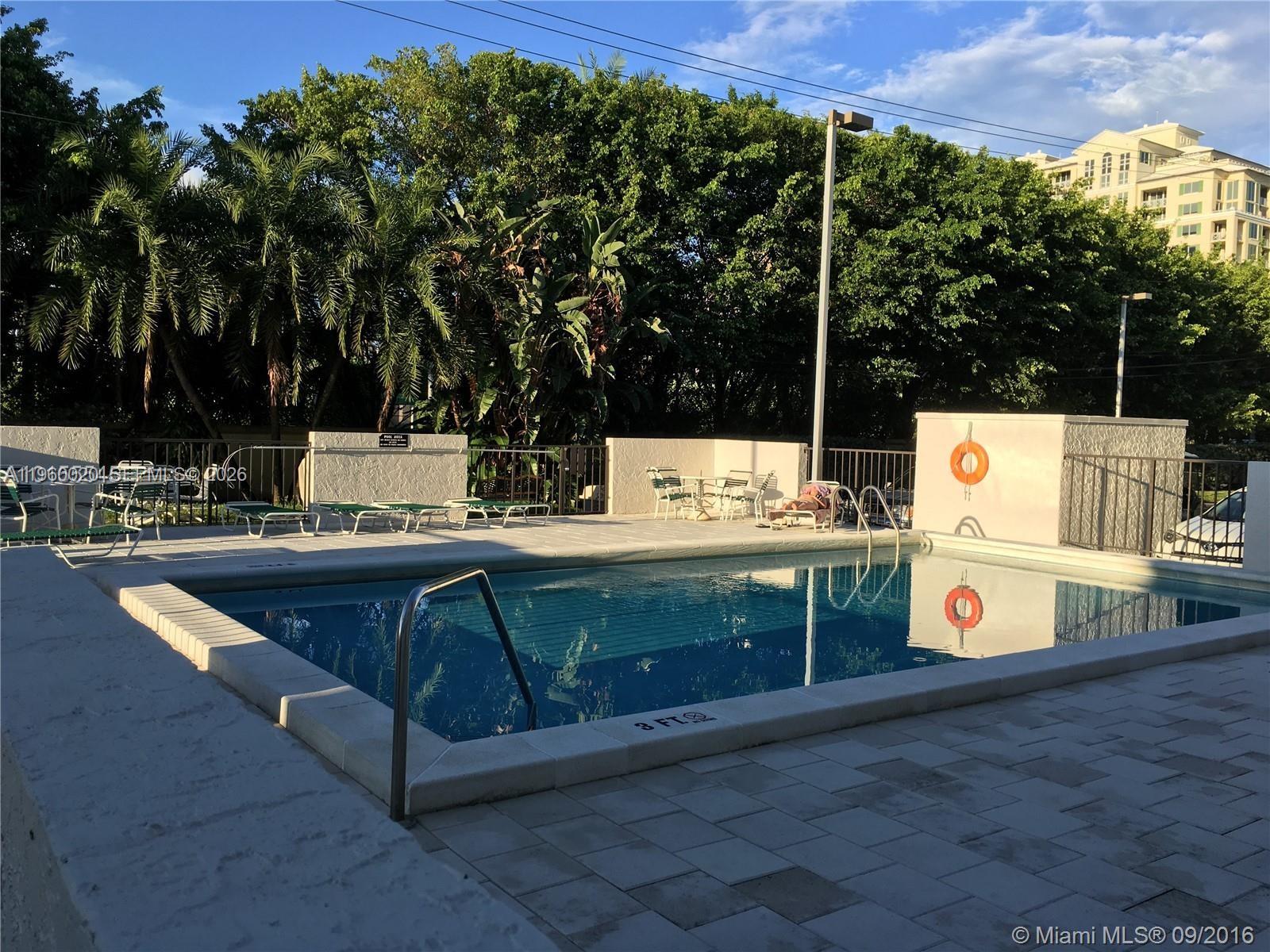 255 Galen Drive, Unit 4A Key Biscayne, FL 33149 - Photo 34 of 37